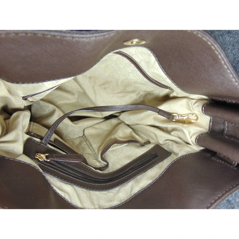 Michael Kors Hamilton Tote Purse Plum Saffiano‎ Leather Lock Key Handbag